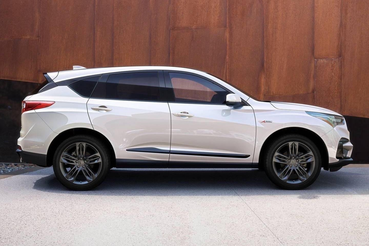 本田粉都下不去手，讴歌新车销量仅两位数，能否活下去就看这辆车