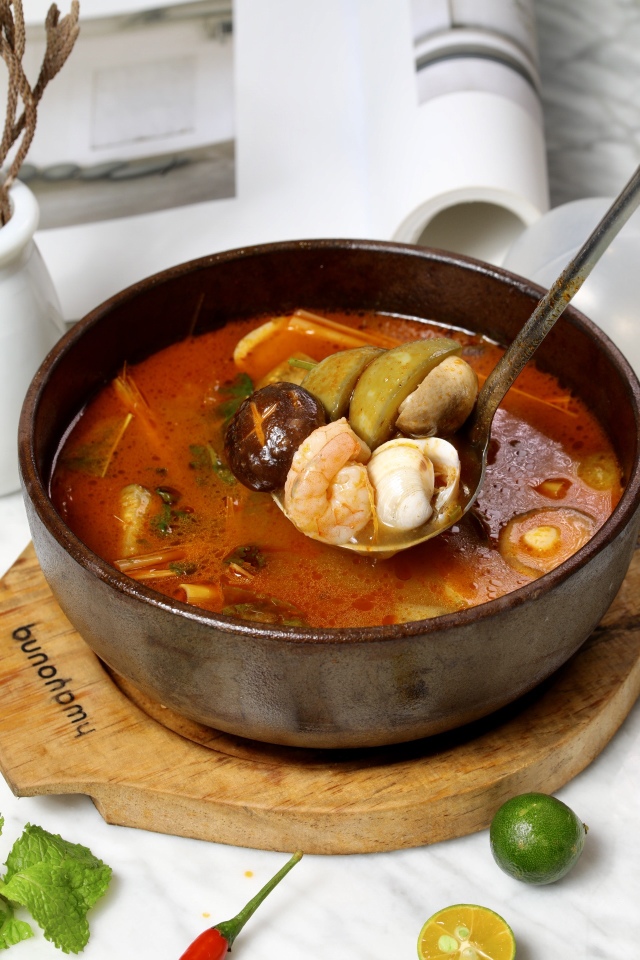 广州首家「纯白」餐厅一岁啦!美食+艺术跨界组