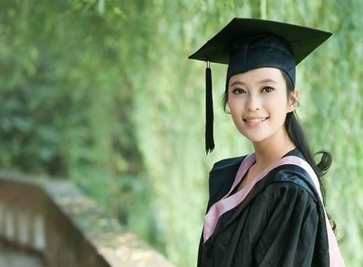 想当大学老师最低的学历要求是什么?很多人都