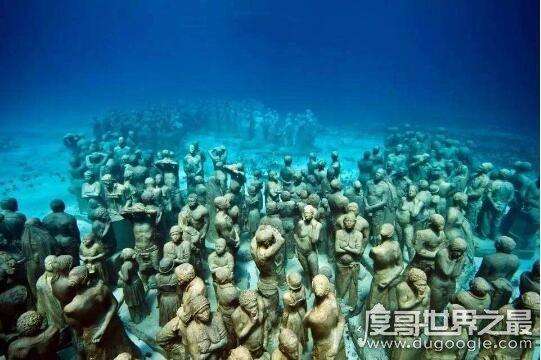 探索海底一万米有多恐怖, 拥有数不尽的怪异生