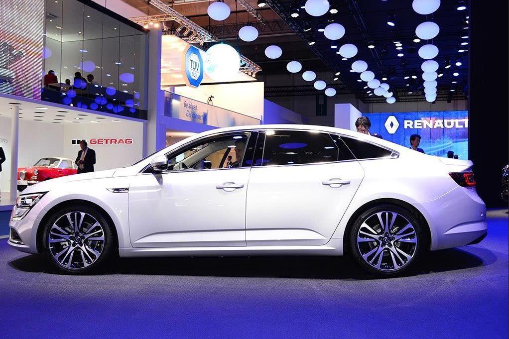 买雅阁不如买它，逼格不输奥迪，配1.6T涡轮增压，17万比迈腾好