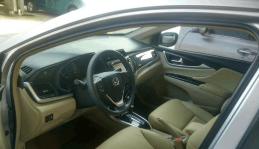 落地价14万, 现在只需10万, 坐进驾驶位的那一刻, 全款提车开回家