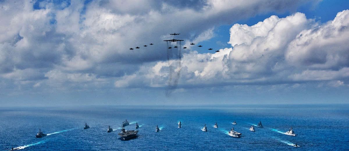 美日利剑 2019联合演习结束 参演舰机编队拍