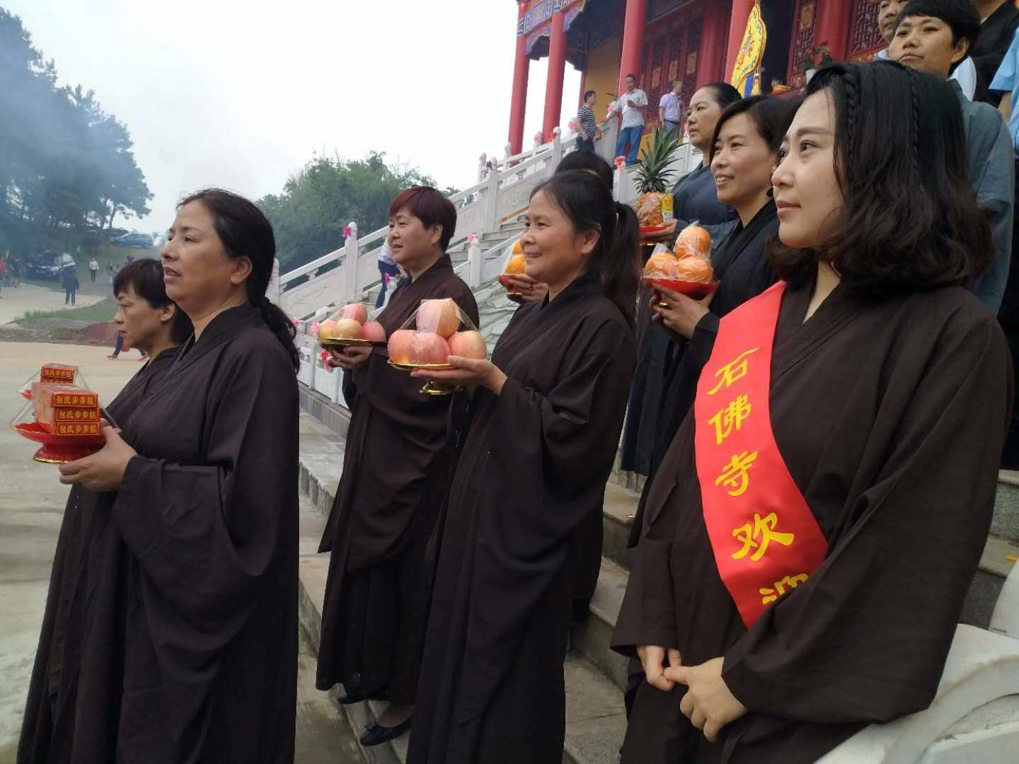 铜陵:石佛寺"开光法会"中的"蜀黍"