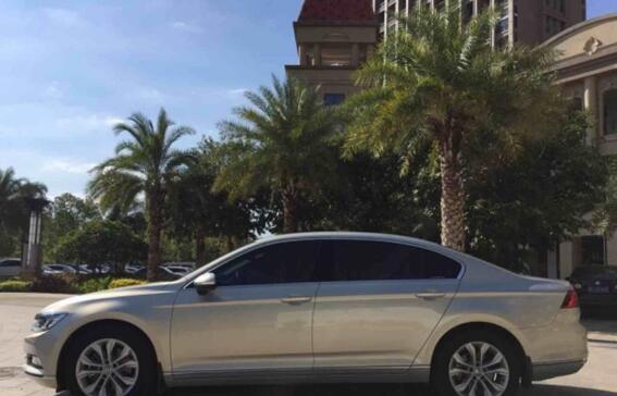 表哥让我买日系的雅阁, 我坚持提了这款车, 老爸说我买的好