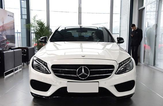 气宇不凡的翩翩公子：2017款 奔驰 C200