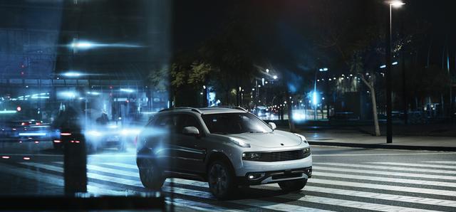 长城魏派一出场就遇上领克01，这会是一场遭遇战吗？