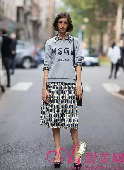 既可以外穿,冬天又可以当内搭,是的,我说的就是