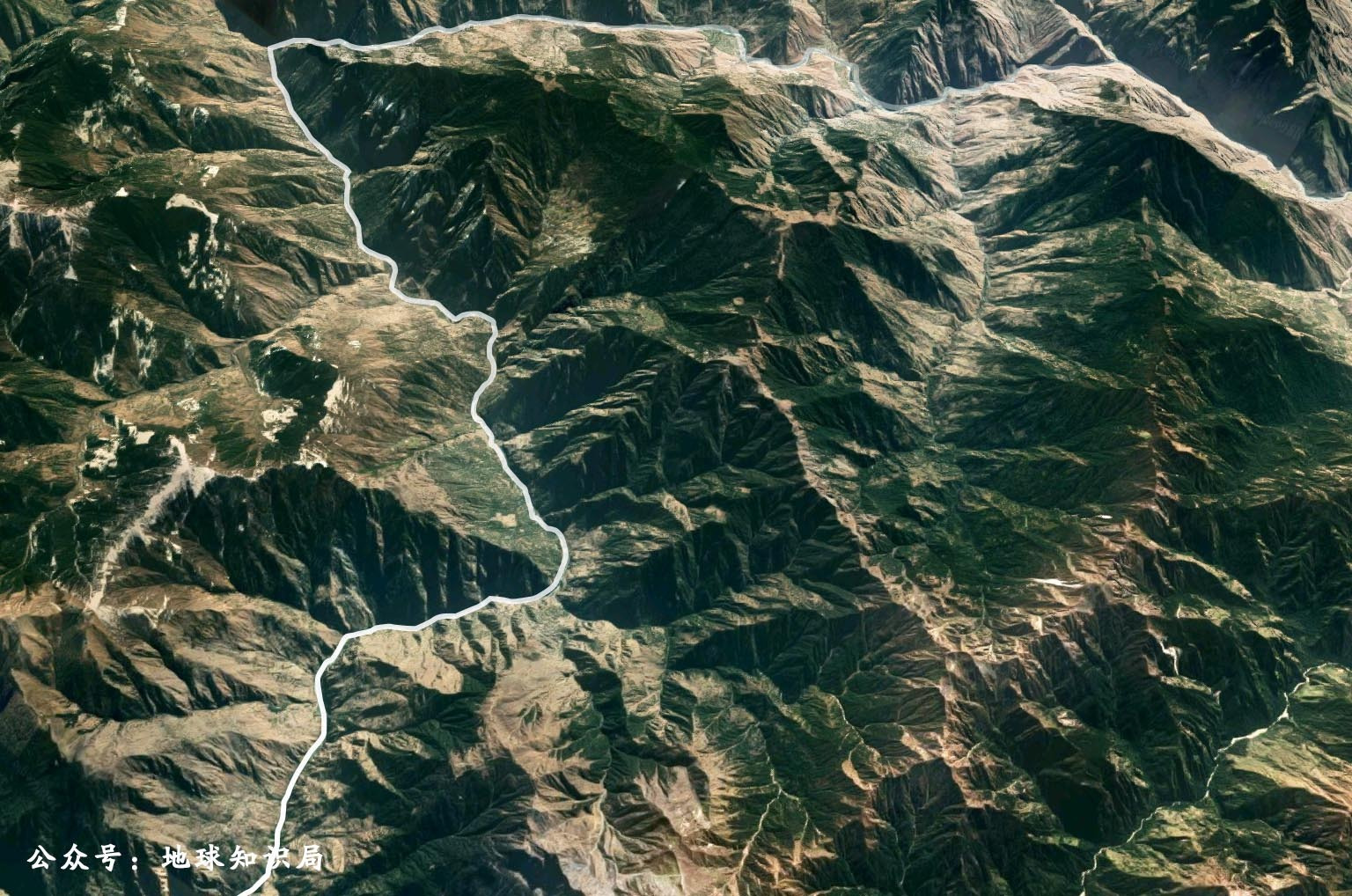 西藏最著名的圣山,为什么连印度人都服?地球知