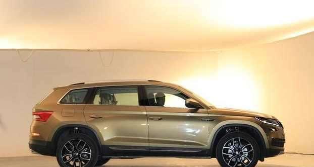 黑马来袭，这款车1.8T配7挡7座售价19万