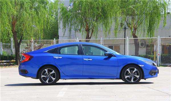 论家用和驾驶乐趣 思域和新名爵6的简单对比！