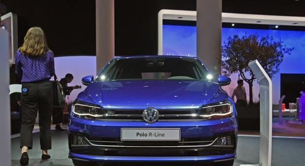 这货五脏俱全, 颜值甩飞度几条街, 售7.6万, 宝骏310地位不保