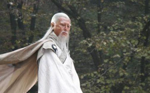 他:文王拉车800步,我可保你天下800年,为何文