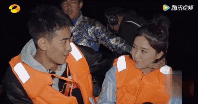 闞清子再次喜提小鮮肉一枚？又是姐弟戀，年齡好像還更小了