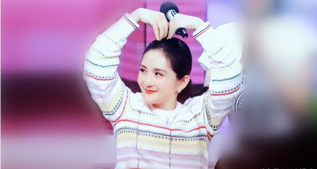 谢娜女儿名字曝光 快本公开双胞胎女儿名字:跳跳和俏俏