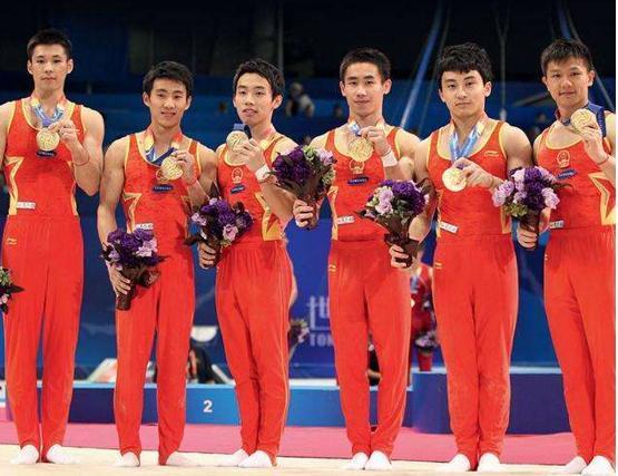 男性1.6m左右，女性1.5m左右，体操限制身高，这项运动的意义在哪