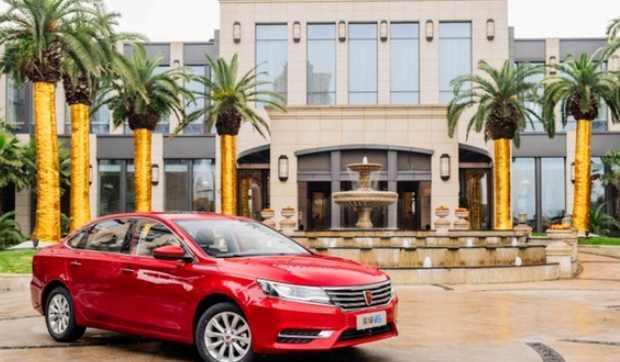 上市10天订单破万, 供不应求的爆款车! 如今降价3万, 仍卖不出去!