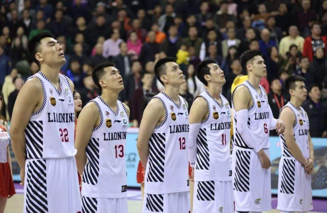 辽宁男篮 内线图片