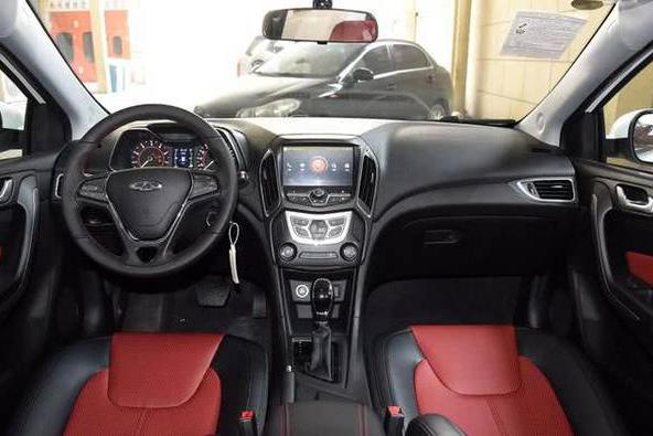 空间堪比朗逸，比吉利帝豪更便宜，为什么艾瑞泽5卖的不够好？