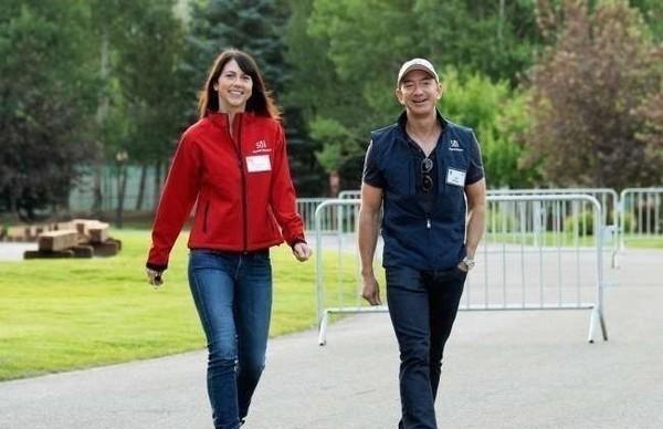 世界上那些商界富豪, 他们家中的妻子长什么样