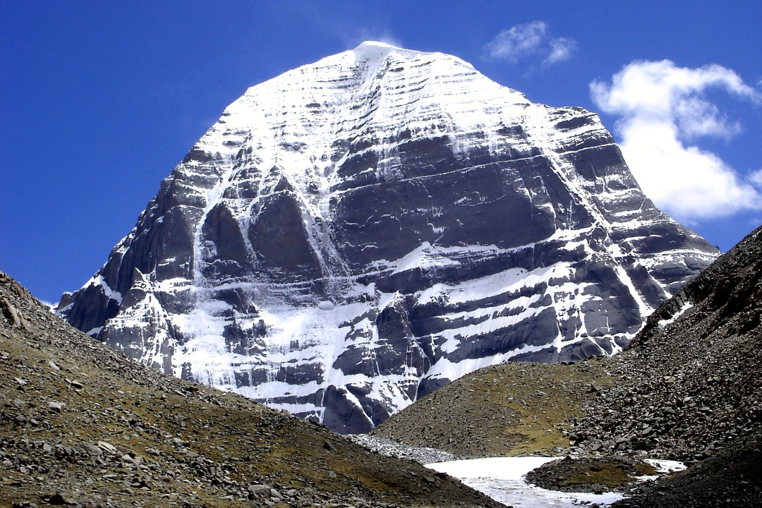 西藏最著名的圣山,为什么连印度人都服?地球知