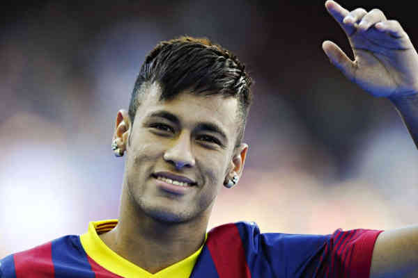 球星对决数据揭秘 搜狐体育全面报道NBA热门球队战术演变