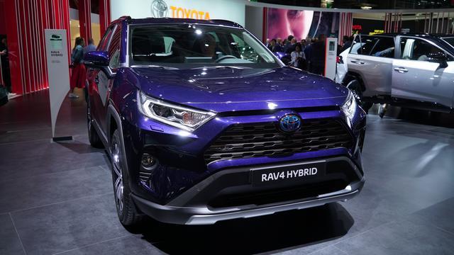 2019款丰田rav4亮相巴黎车展,颜值超越普拉多,预售价或17万起图片