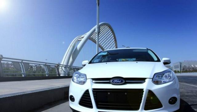 福特福克斯黑潮焦点版5月限量上市！新车上市都赶一起了