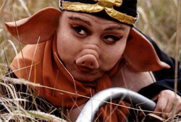 孙悟空把金箍棒藏在耳朵里,那猪八戒的九齿钉