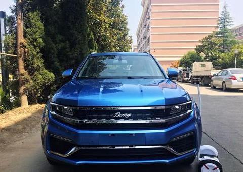 便宜1万多落地辆库存的众泰大迈X7，开了半个月后车主感叹心太累