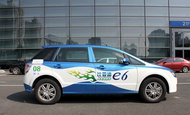 98万！一个数字堵住了所有喷比亚迪的嘴！