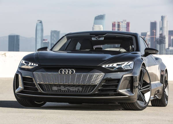 奥迪发布e-tron GT官图曝光 纯电动超跑