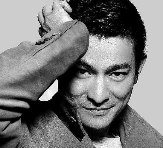 天王刘德华20大经典歌曲,每一首歌都超级好听