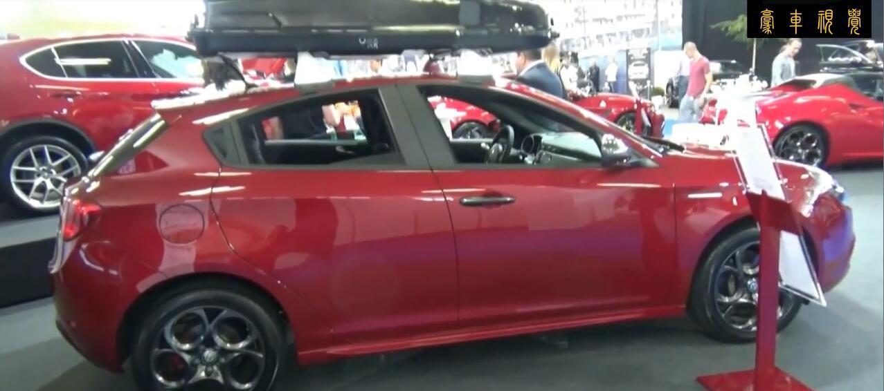 奔驰A级车有压力了, 这车号称小款法拉利, 入华有望20万起