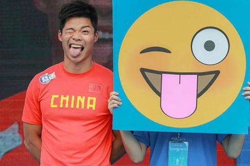 苏炳添为何两度拒绝工作人员饮料?没你想的那