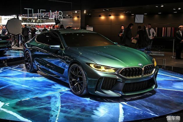 宝马轿跑靠它翻身,7系平台打造,4.4L+V8动力不怂AMG