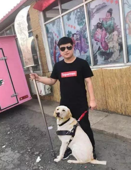 爆笑!这个社会上有个软件叫做p图,没有什么做