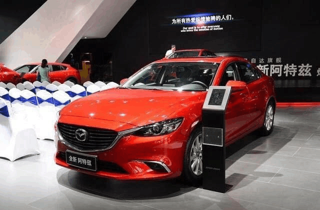 车长4.9米, 颜值不输迈腾, 售价16万!