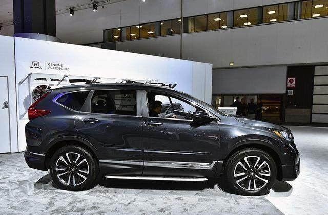 最牛SUV神车, 颜值不输卡宴, 大7座完胜途观, 仅售17万起!