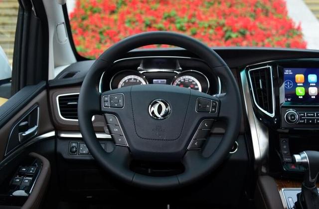 轴距近3米2的MPV,比GL8有气场,2.0T+双天窗仅10万