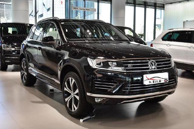 国内为数不多的德系高端SUV，轴距接近2米9，内饰还与奥迪类似