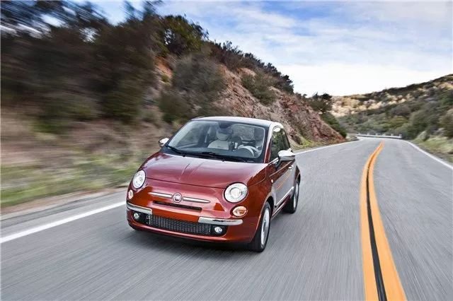 这款合资车面临清盘倒闭,但是国人降价也不肯