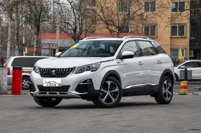 外观个性前卫，内饰战斗机座舱十分科幻，18.57万自驾游首先车型