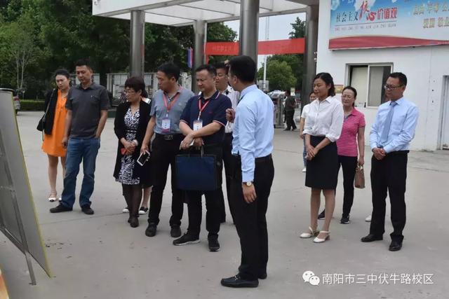 南阳市三中伏牛路校区迎接第六批省级语言文字