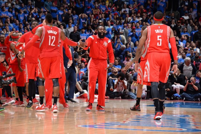 库里一数据能否在西决超过詹皇 将决定勇士对