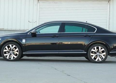 究竟哪款动力更强 迈腾对比速派