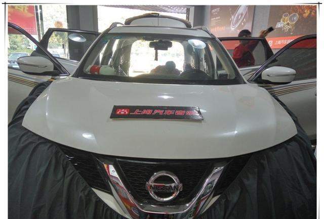 城市这么喧嚣有你在就不怕被吵了！日产奇骏全车山水隔音降噪升级