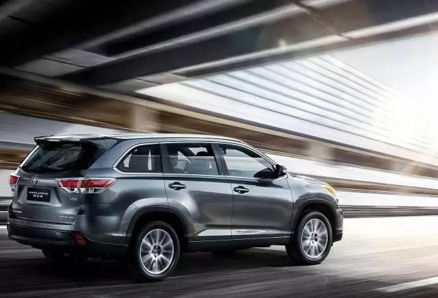 拼颜值比轴距，东风标致5008都不得虚