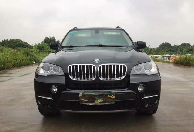 这款宝马SUV售价20万, 3.0T 8速波箱, 车主: 外形时尚开着很拉风