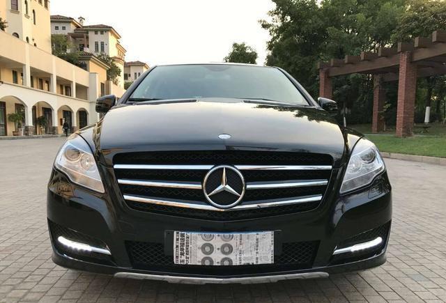 这款奔驰R350 12万出售, 四区恒温空调, 外形比较的低调